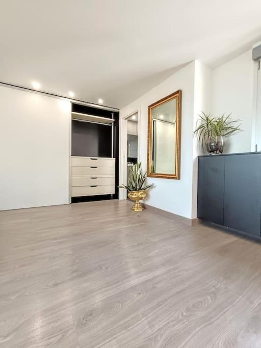 Spacious Studio By The University San Vicente Raspeig Eksteriør billede